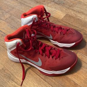 Nike hyperquickness red basketball shoe woman’s size 9